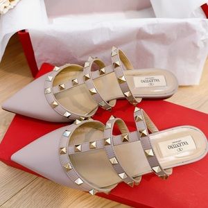 VALENTINO GARAVNI ROCKSTUD PATENT-LEATHER MULE